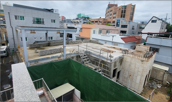 대구 북구 대현동 이슬람사원 공사 현장. 관할 구청이 공사 중지 명령을 내려 2년째 방치 중이다. 사진 대구 북구