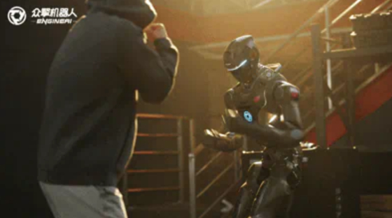 인간의 무술 동작을 따라하는 T800. 유튜브 캡처