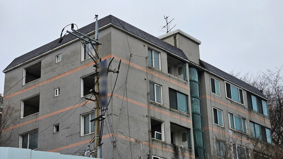 서울 동작구 노들역세권 공동주택 개발사업 부지에 있는 한 빌라의 모습. 김정재 기자