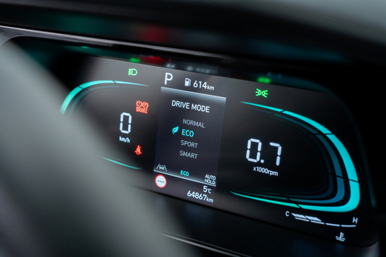 아반떼 디지털 계기판