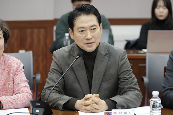 국민의힘 장동혁 대표가 30일 전북 김제시 새만금33센터에서 열린 새만금 정책간담회 및 현장 방문에서 발언하고 있다. 연합뉴스