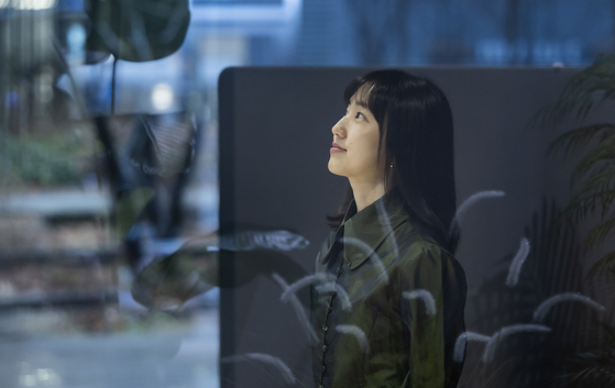 "사라지고 싶은 현대인들이 많지 않을까요." 나하늘 시인은 '사라지기 연작'에 대해 묻자 이렇게 답했다. 권혁재 사진전문기자