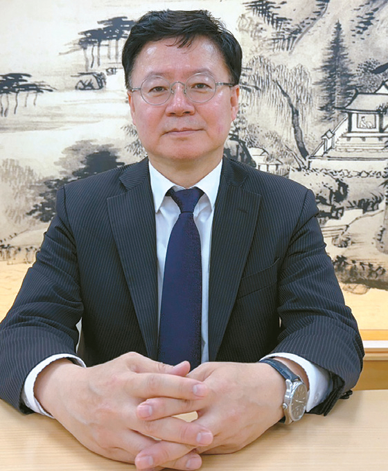 "젊은 한인 예술가 발굴에 주력할 것"…이해돈 LA한국문화원 신임 원장