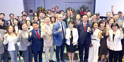 달라스 중앙일보와 주간포커스가 창간 1주년을 맞이했다. 사진은 지난해 6월에 개최된 창간식 당시 모습. 
