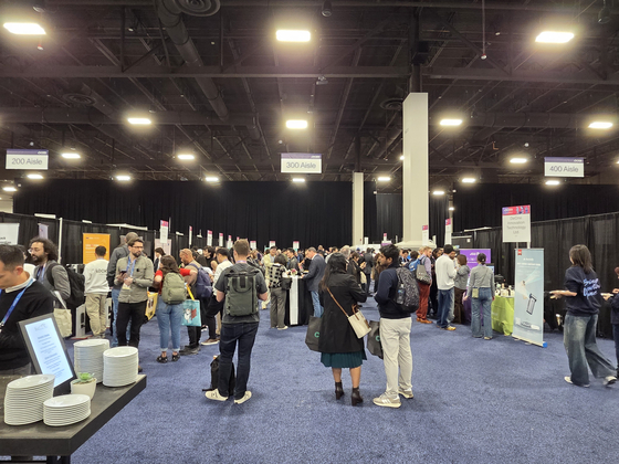 4일 미국 라스베이거스에서 열린 'CES 2026 언베일드(사전행사)'에서 일파가 밀집해 있다. 김효성 기자