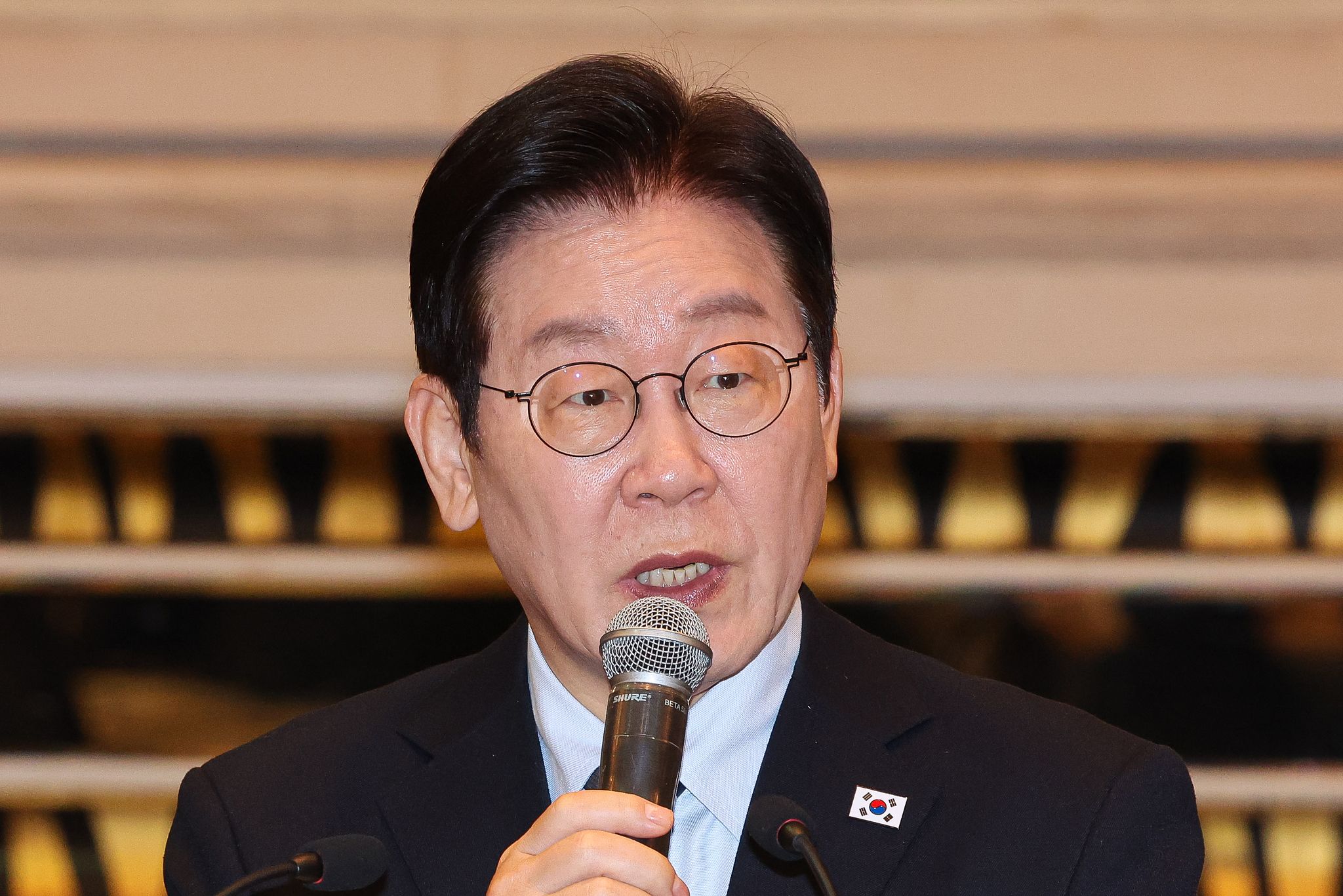 중국을 국빈방문 중인 이재명 대통령이 7일 상하이시에서 열린 순방기자단 오찬간담회에서 발언하고 있다. 뉴스1