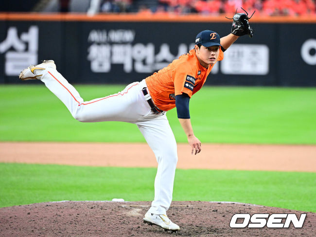 [OSEN=지형준 기자] 한화 문동주. 2025.10.18 / jpnews@osen.co.kr