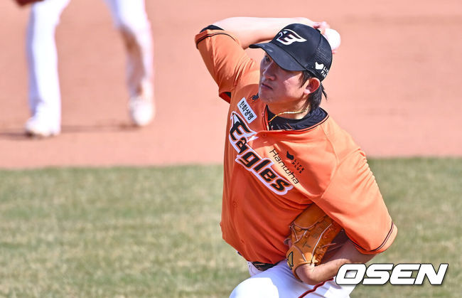 [OSEN=부산, 이석우 기자] 한화 이글스 장시환 2024.03.16 / foto0307@osen.co.kr