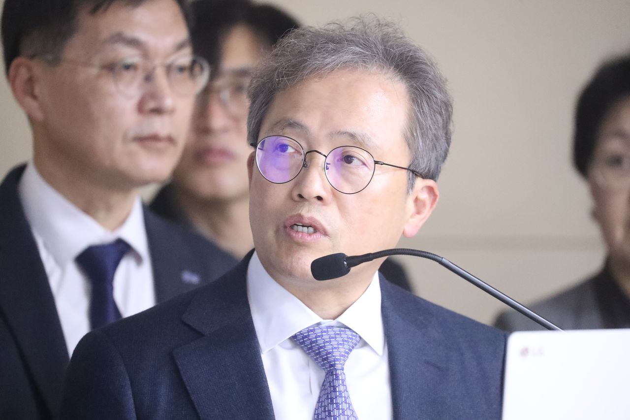 정치개혁특별위원회 위원장으로 송기헌 더불어민주당 의원이 선임됐다. 연합뉴스