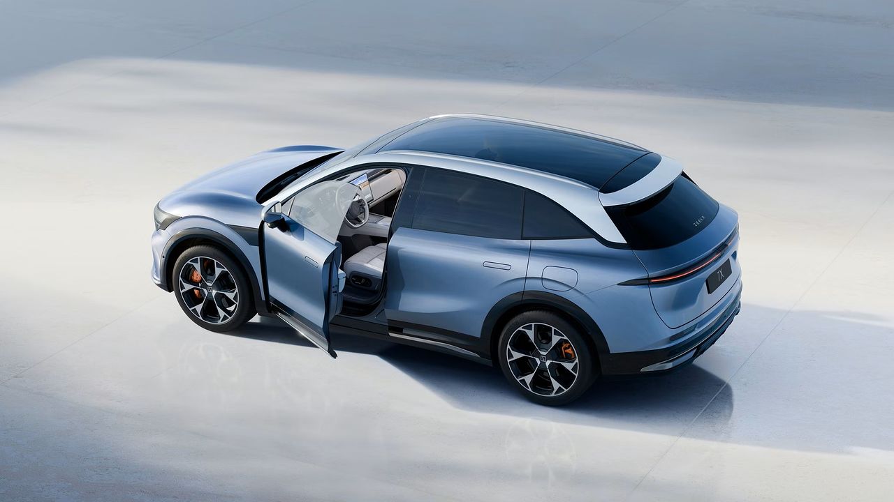 올해 한국 출시 가능성이 큰 지리자동차의 중형 전기SUV 지커 7X.