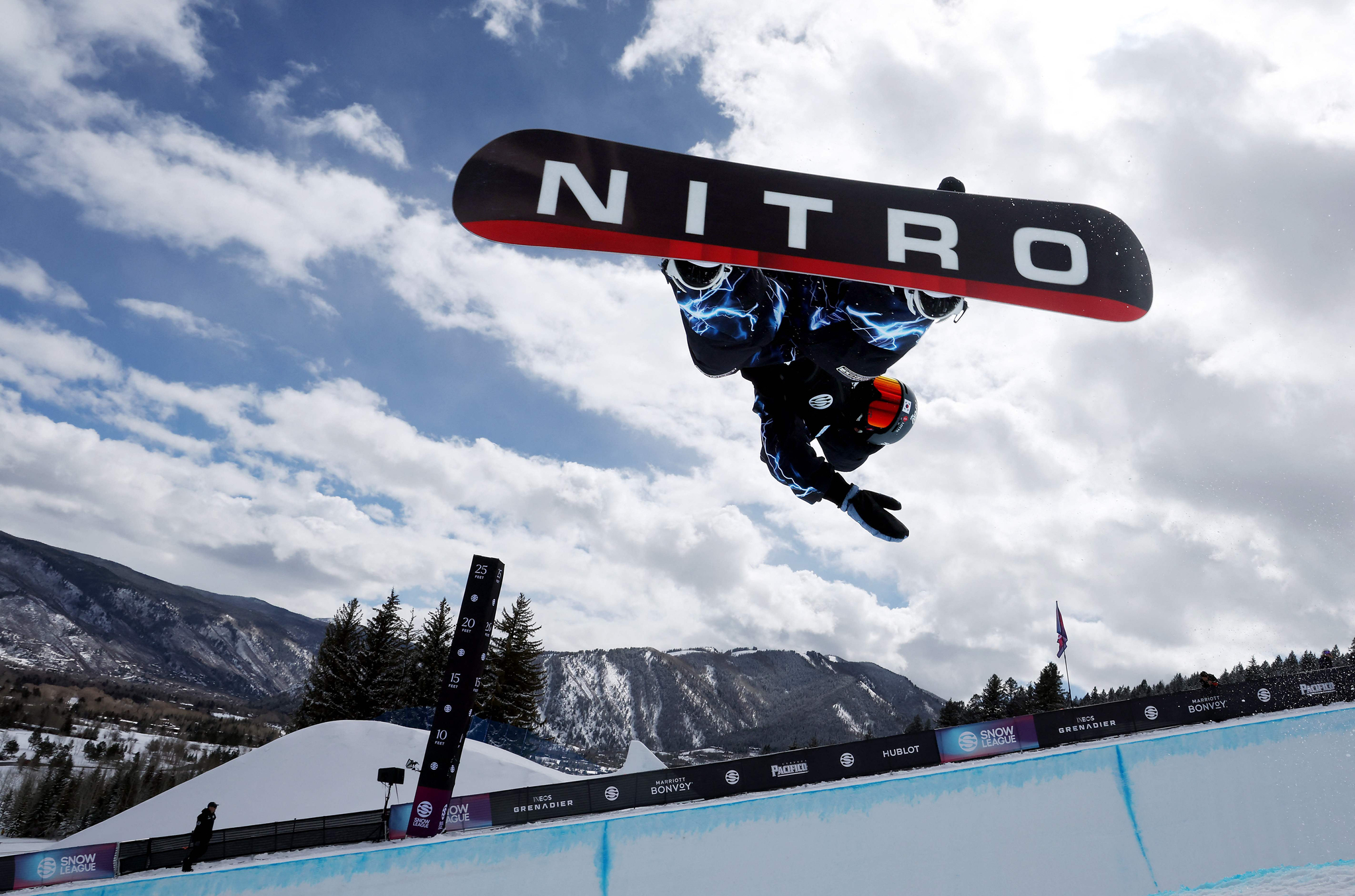 이채운은 남들이 엄두조차 못 낼 기술로 금메달을 정조준한다. AFP=연합뉴스