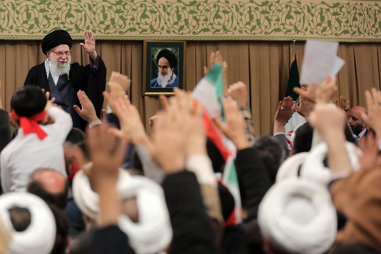 이란 최고지도자 하메네이가 9일 진행된 행사에 참석한 모습. [UPI=연합뉴스]