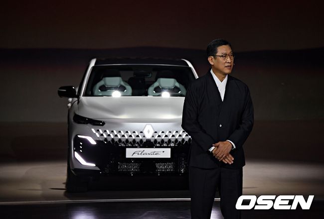 필랑트의 상품성을 설명하고 있는 최성규 르노테크놀로지코리아 연구소장. 