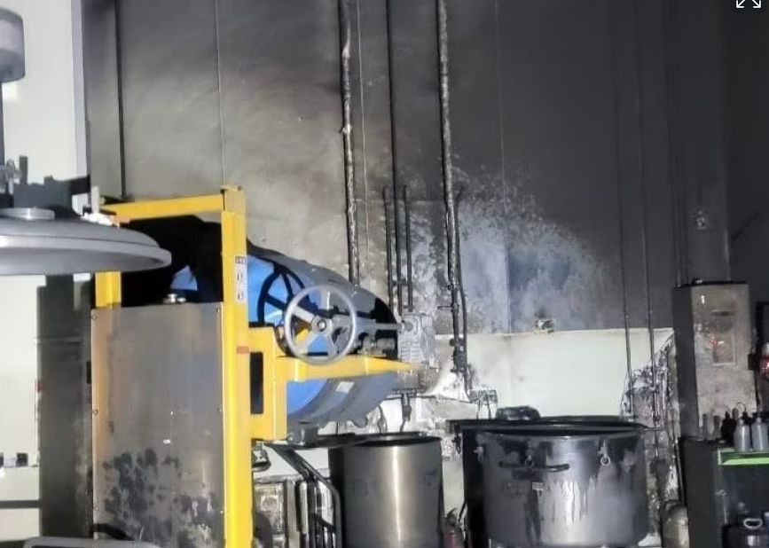 김포 공장 폭발 화재 현장. 경찰과 노동당국은 이 사고로 숨진 30대 노동자 사건과 관련해 중대재해처벌법 위반 여부 등을 수사 중이다. 뉴스1