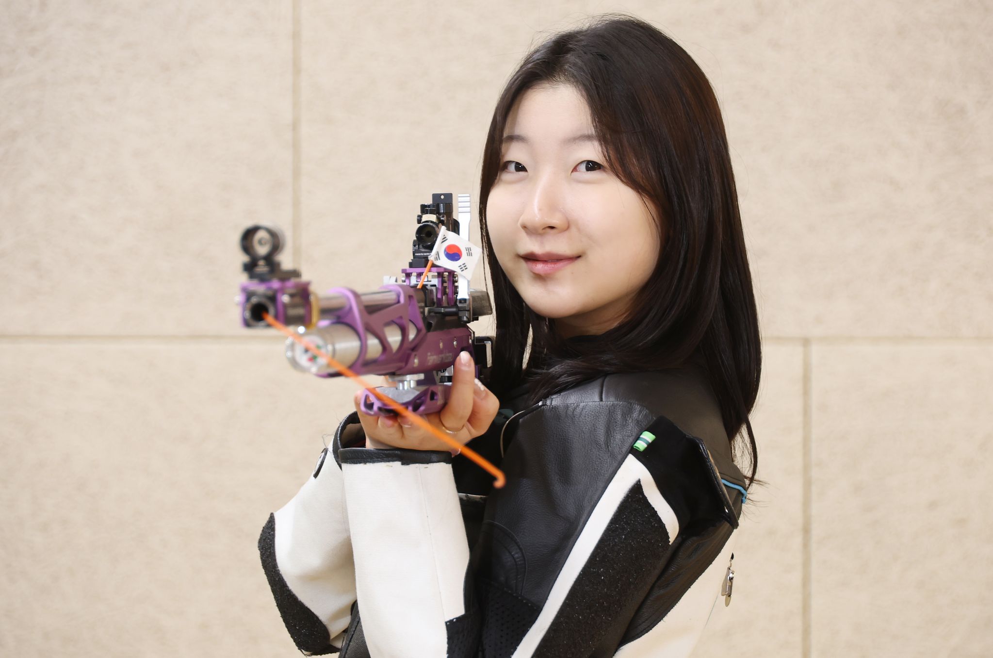 긍정적인 사고는 반효진이 파리올림픽 여자 공기소총 10m에서 금메달을 딴 비결이다. 송봉근 기자