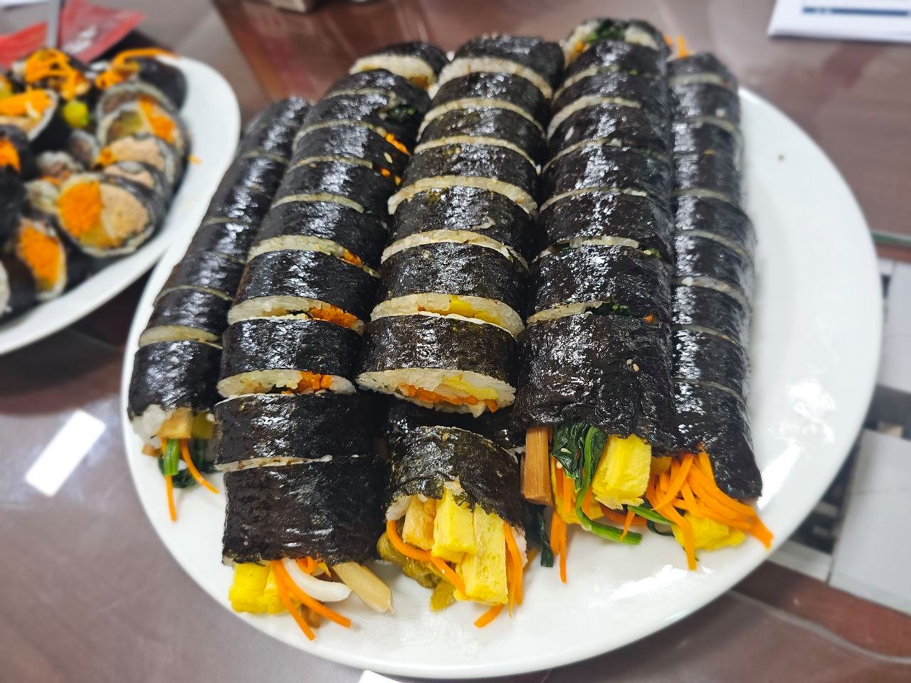 김혜경 여사기 지난해 9월 5일 청와대 경호처 직원들을 상대로 격려의 의미를 담아 대접한 김밥. 청와대 경호처 직원 제보