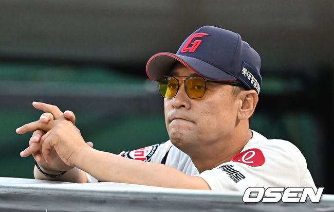 [OSEN=부산, 이석우 기자] 롯데 자이언츠 김민재 코치 / foto0307@osen.co.kr
