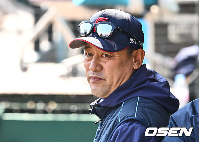 [OSEN=부산, 이석우 기자] 롯데 자이언츠 김민재 코치  / foto0307@osen.co.kr