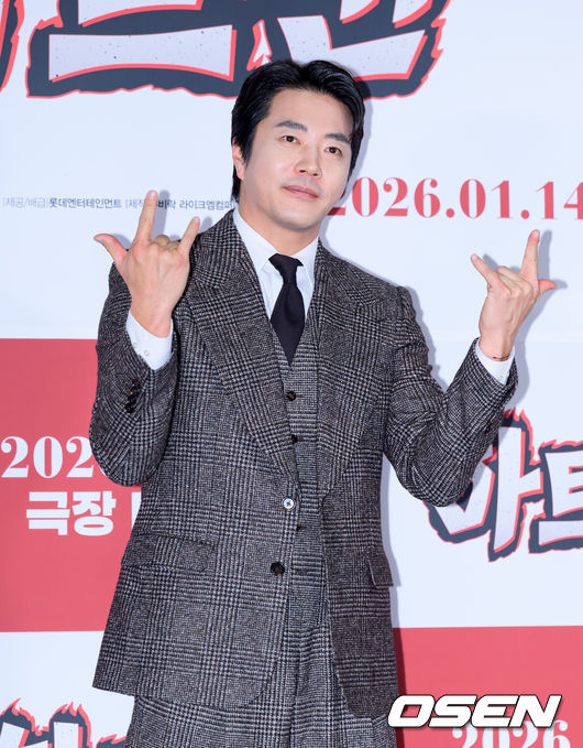 [OSEN=이대선 기자] '하트맨' 언론시사회에서 포즈 취하는 권상우