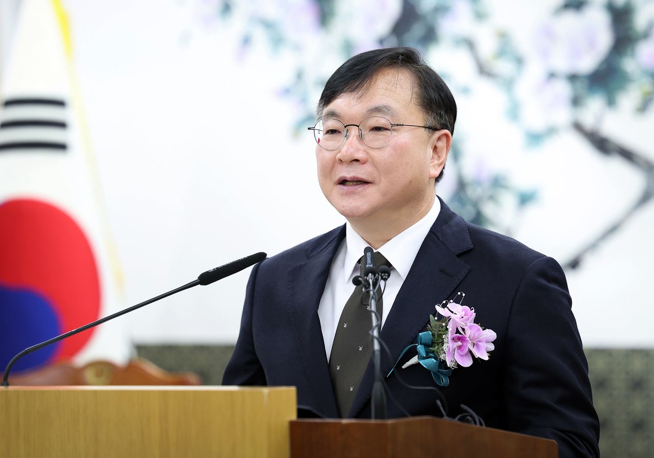 박영재 신임 법원행정처장이 16일 오전 서울 서초구 대법원 본관에서 가진 취임식에서 취임사를 하고 있다. 사진 법원행정처=뉴스1