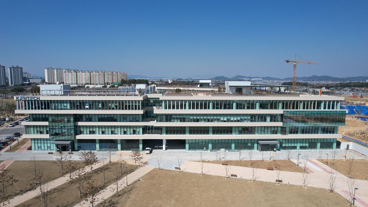 2024년 3월 전남 나주 한국에너지공대 행정강의동 전경. 사진 한국에너지공대