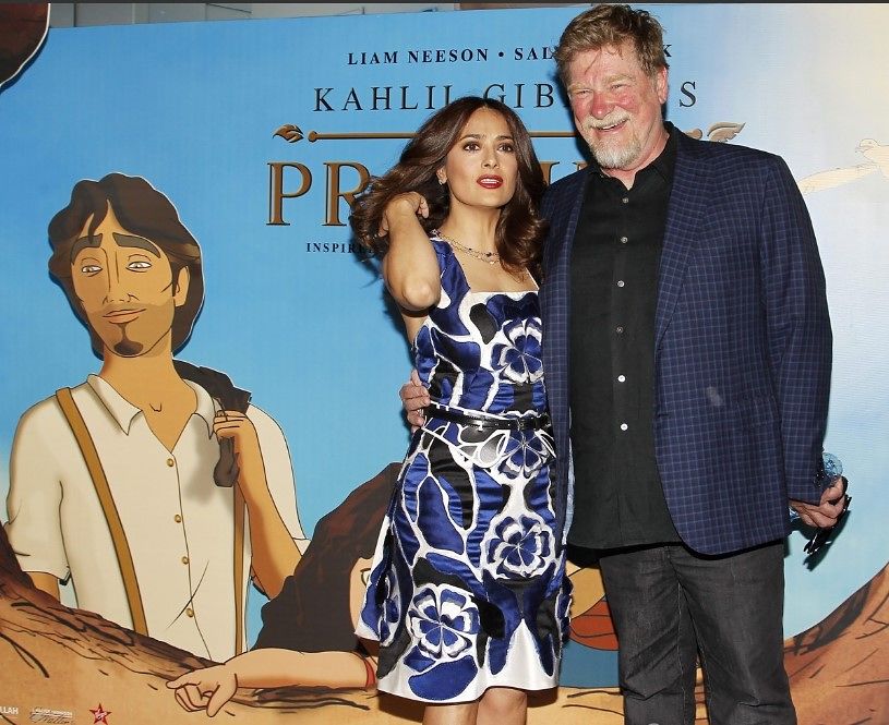 영화배우 셀마 헤이엑과 함께 한 로저 알러스 감독. EPA=연합뉴스