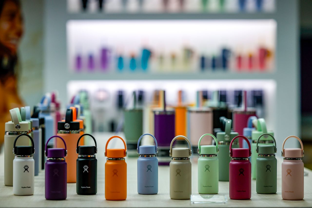 지난해 11월 18일 서울 강남구 코엑스에서 열린 2025 서울카페쇼에 텀블러가 진열되어 있다. 기사의 내용과 관련이 없음. 뉴시스