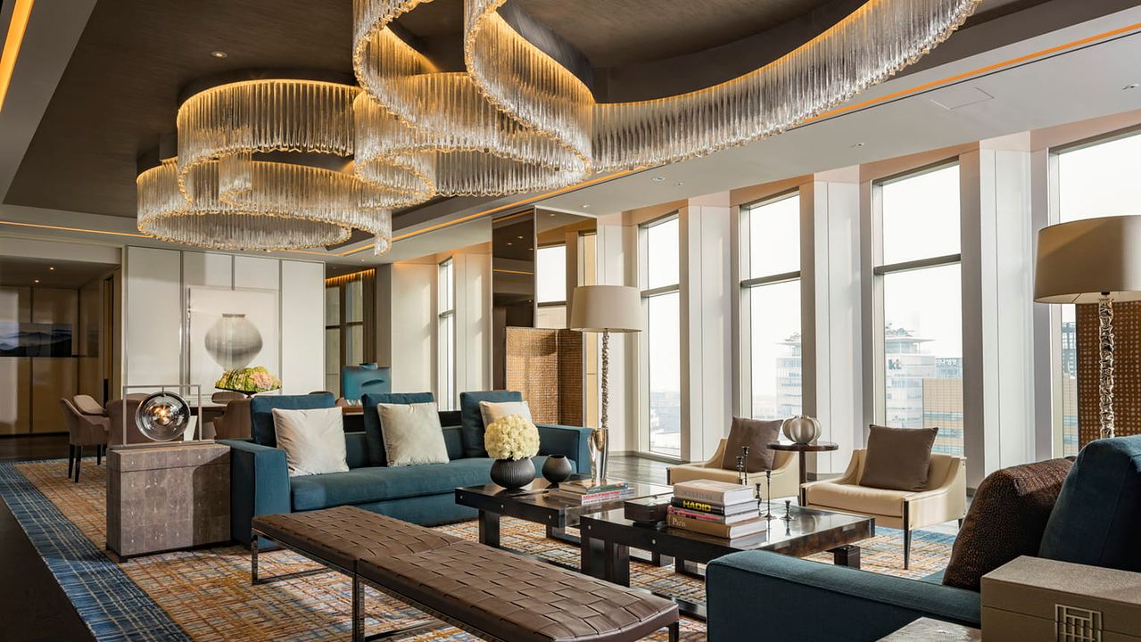 포시즌스 호텔 최상층 프레지덴셜 스위트의 내부 모습. 413㎡(125평)의 광활한 초호화 객실이다. 사진 포시즌스 호텔 서울