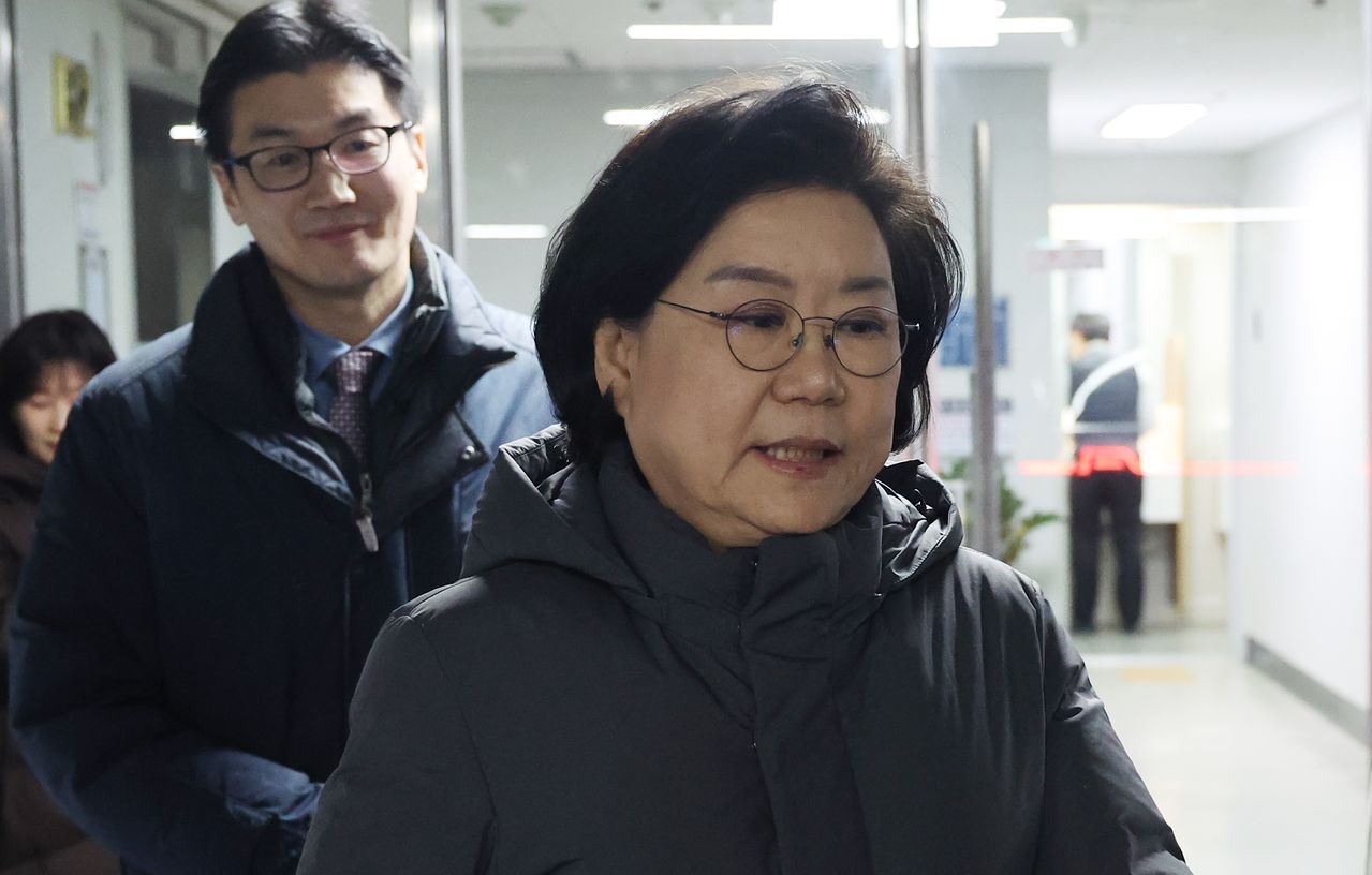 이혜훈 기획예산처 장관 후보자가 20일 오후 서울 중구 예금보험공사에 마련된 인사청문회 준비사무실에서 점심시간을 이용해 외부로 이동하고 있다. 뉴스1