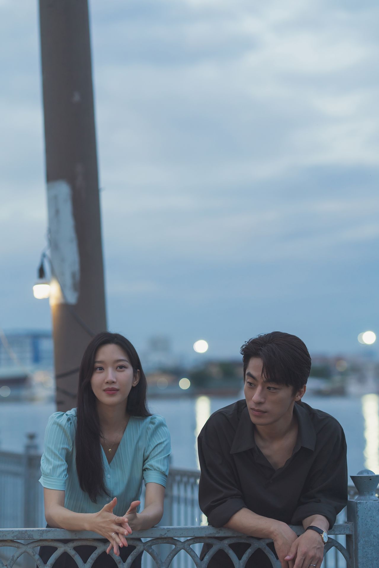 영화 '만약에 우리'는 헤어진 연인 은호(구교환)와 정원(문가영)이 10여년 만에 우연히 재회해 과거의 기억을 되짚는 이야기다. 사진 쇼박스