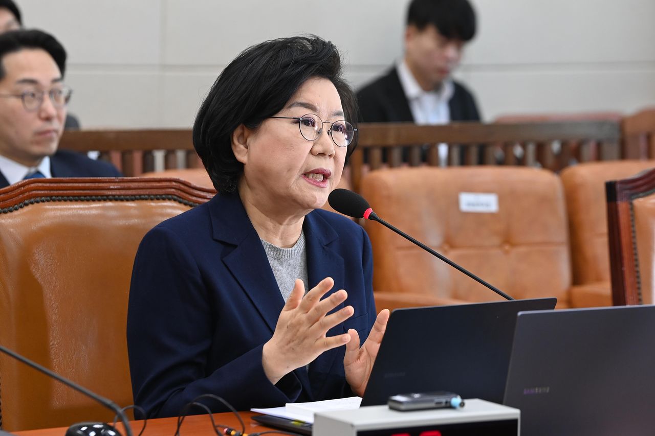 이혜훈 기획예산처 장관 후보자가 23일 서울 여의도 국회 재정경제기획위원회에서 열린 인사청문회에서 발언하고 있다. 연합뉴스