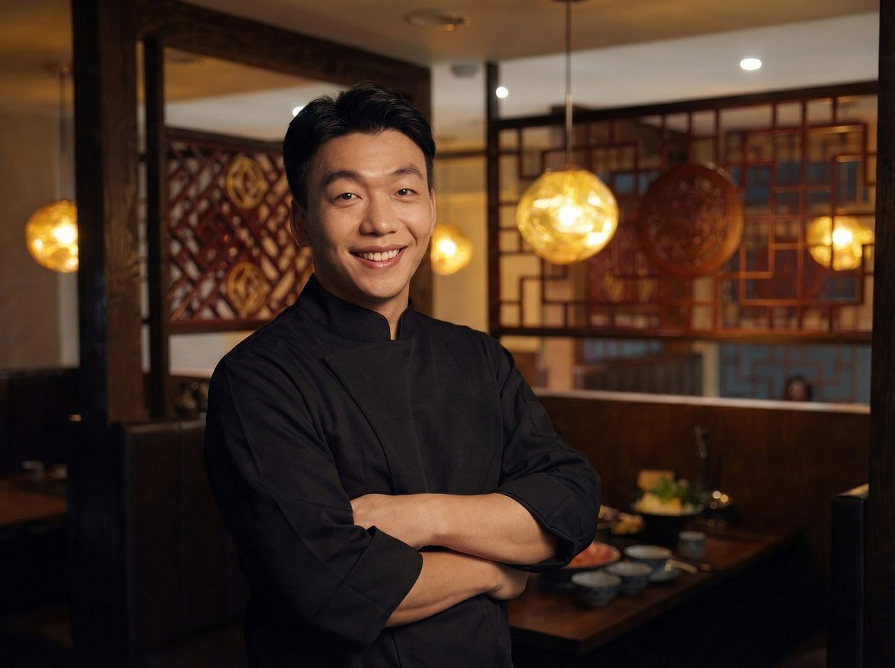 '철가방 요리사'로 출연한 임태훈 셰프. 그는 자신의 매장인 도량을 지키며 손님과 꾸준히 소통하고 있다. 사진 웨이크버니