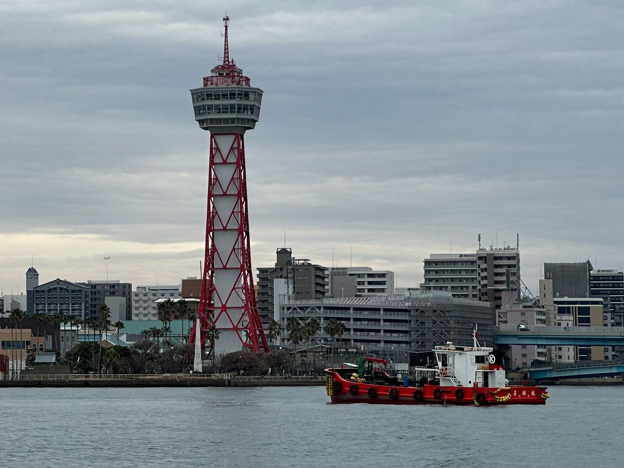 일본 후쿠오카현 후쿠오카시 하카타항의 하카타포트타워. 최충일 기자