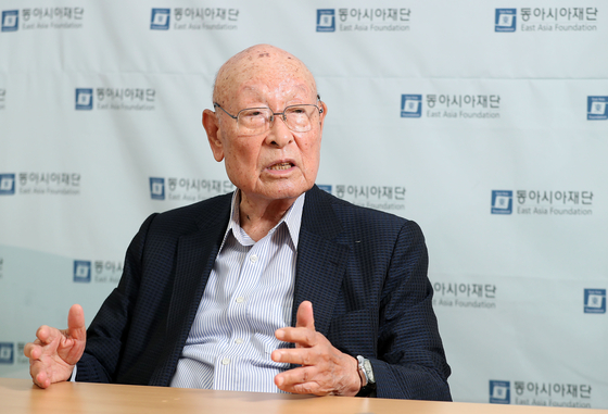 고(故) 공로명 전 외교부 장관. 신인섭 기자