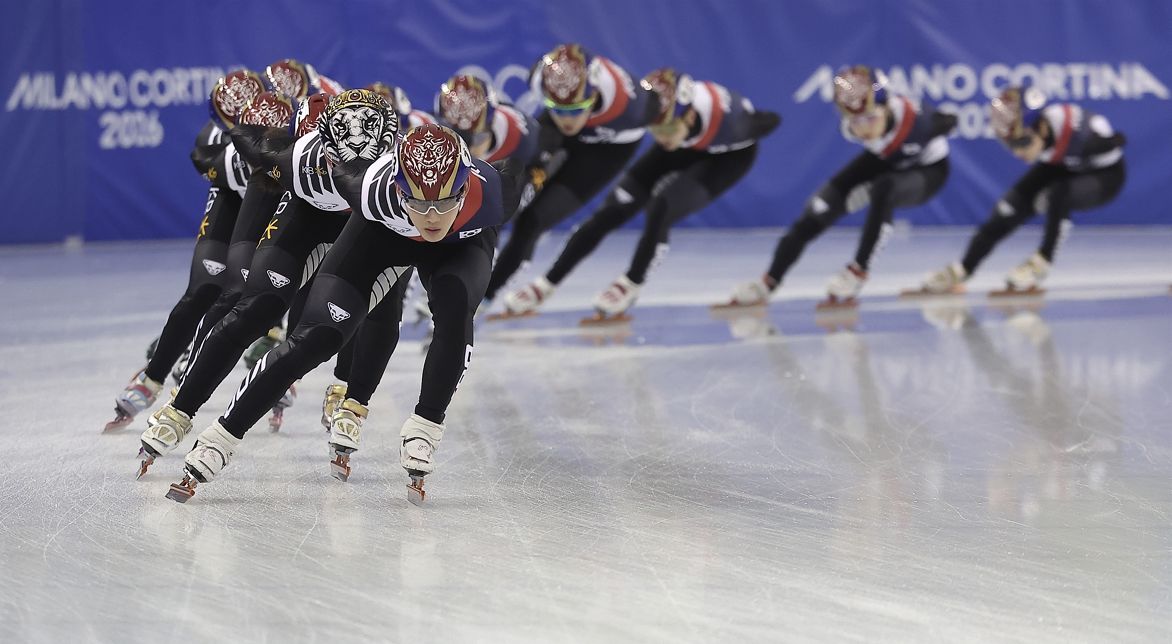 쇼트트랙이 올림픽 정식 종목이 된 이후 가장 많은 메달을 획득한 대한민국은 금메달만 총 26개를 거둬들였다. 사진은 연습 중인 쇼트트랙 국가대표.