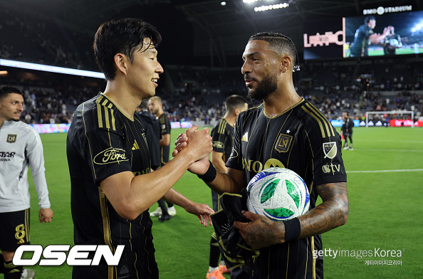 [사진] 손흥민과 드니 부앙가 ⓒGettyimages(무단전재 및 재배포 금지)