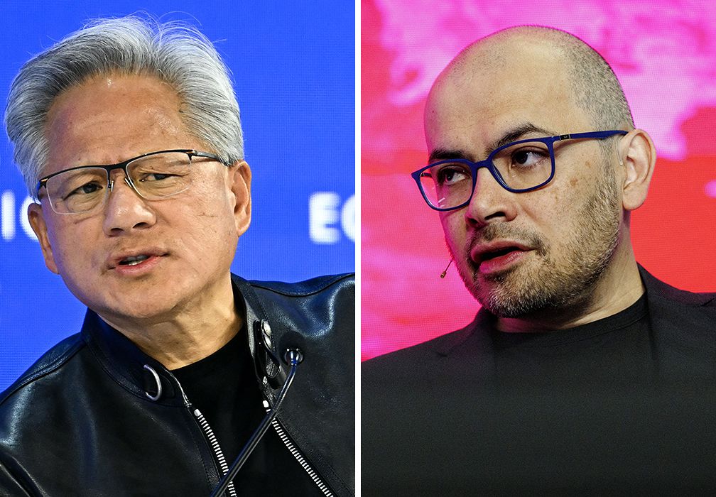 젠슨 황 엔비디아 최고경영자(CEO)가 지난 21일 세계경제포럼(WEF)에서 연설하고 있다. 오른쪽 사진은 지난해 6월 2일 데미스 하사비스 구글 딥마인드 CEO. [AFP·EPA=연합뉴스]