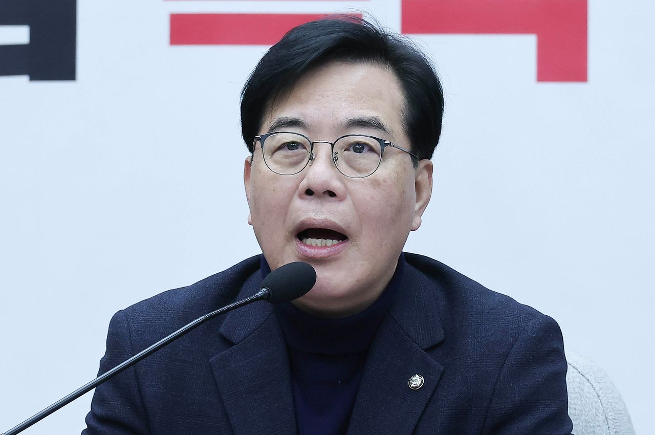 송언석 국민의힘 원내대표가 27일 오전 국회에서 열린 원내대책회의에서 발언하고 있다. 임현동 기자