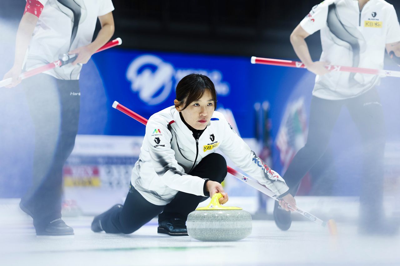  2026 밀라노·코르티나담페초 동계올림픽 한국 여자컬링 국가대표로 출전하는 경기도청팀. 사진 대한컬링연맹