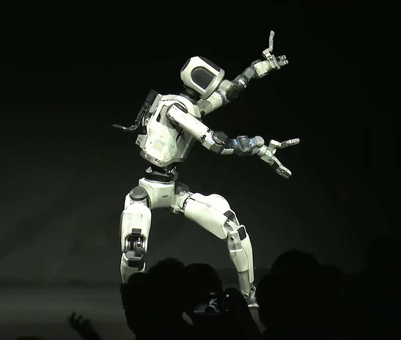 현대차그룹이 소비자가전쇼(CES) 2026에서 차세대 전동식 휴머노이드 '아틀라스'를 공개했다. 사진 현대차그룹