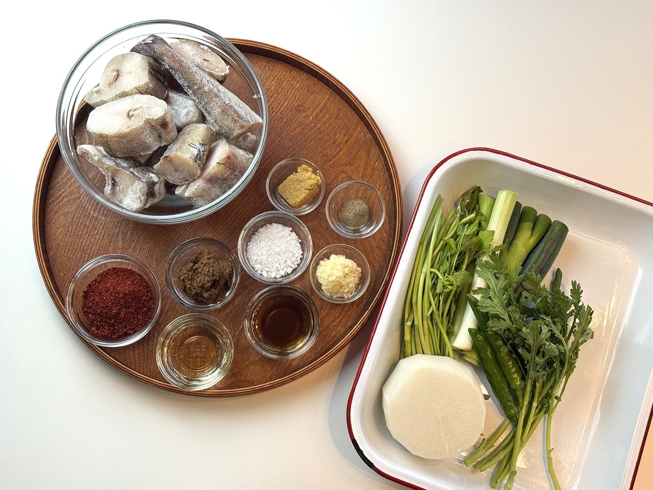 동태찌개의 재료. 사진 이정웅