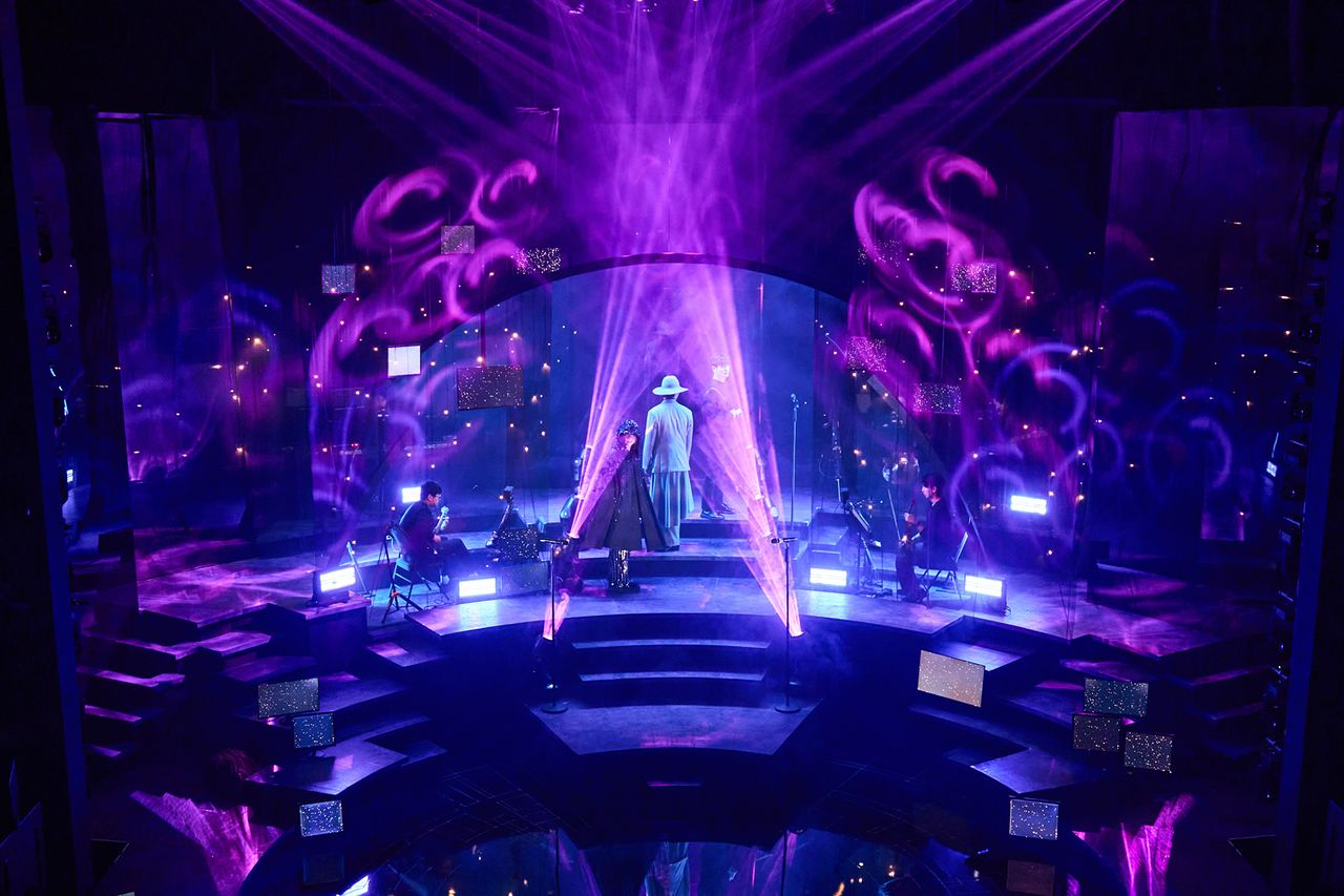 글램록 스타와 그의 팬 사이의 이야기를 통해 음악이 가진 치유의 힘을 담은 뮤지컬 '이터니티'. 사진 알앤디웍스