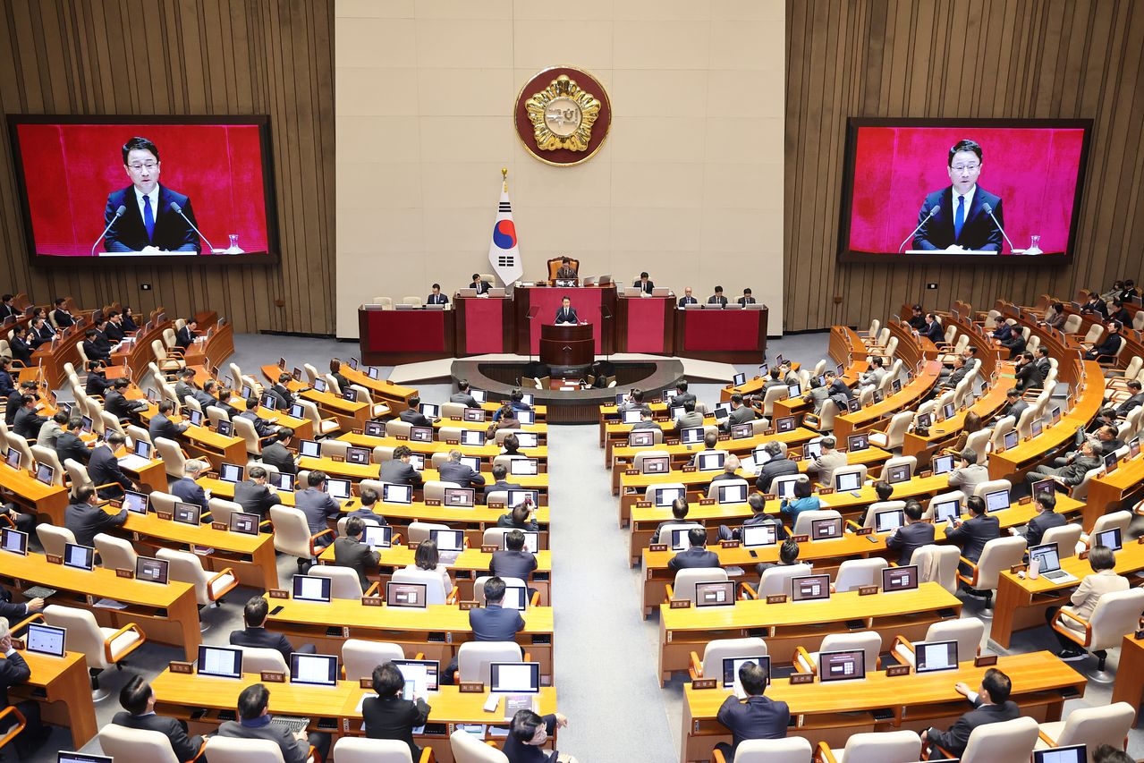 한병도 더불어민주당 원내대표가 3일 서울 여의도 국회에서 열린 제432회국회(임시회) 제2차 본회의에서 국정에 관한 교섭단체 대표연설을 하고 있다. 뉴스1