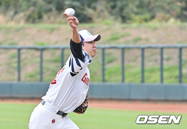 [OSEN=타이난(대만), 이석우 기자] 롯데 자이언츠 최충연 / foto0307@osen.co.kr