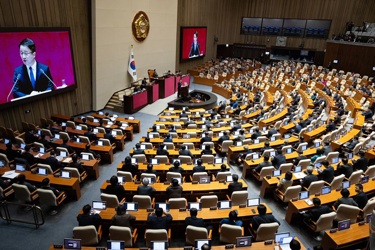 한병도 더불어민주당 원내대표가 3일 서울 여의도 국회에서 열린 제432회 국회(임시회) 제2차 본회의에서 국정에 관한 교섭단체 대표연설을 하고 있다. 뉴스1