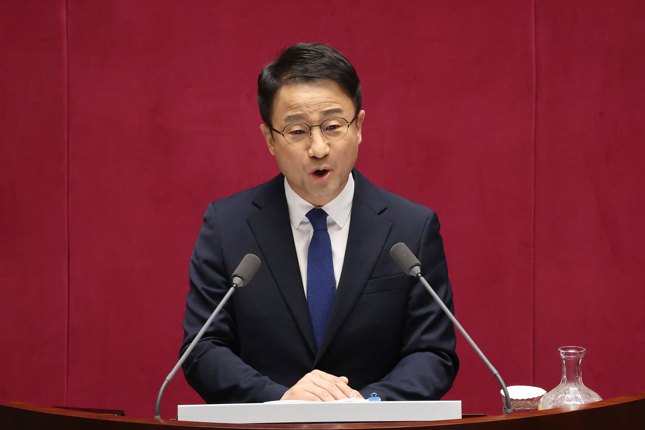 한병도 더불어민주당 원내대표가 3일 서울 여의도 국회에서 열린 제432회국회(임시회) 제2차 본회의에서 국정에 관한 교섭단체 대표연설을 하고 있다. 뉴스1