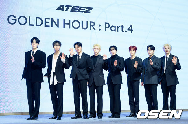[OSEN=이대선 기자] 5일 오후 페어몬트 앰배서더 서울에서 에이티즈 미니 13집 'GOLDEN HOUR : Part.4' 발매 기념 기자간담회가 열렸다.에이티즈의 미니 13집 '골든 아워 : 파트 4'는 6일 오후 2시 각종 온라인 음원 사이트를 통해 발매된다.그룹 에이티즈가 포토타임을 가지고 있다. 2026.02.05 / sunday@osen.co.kr
