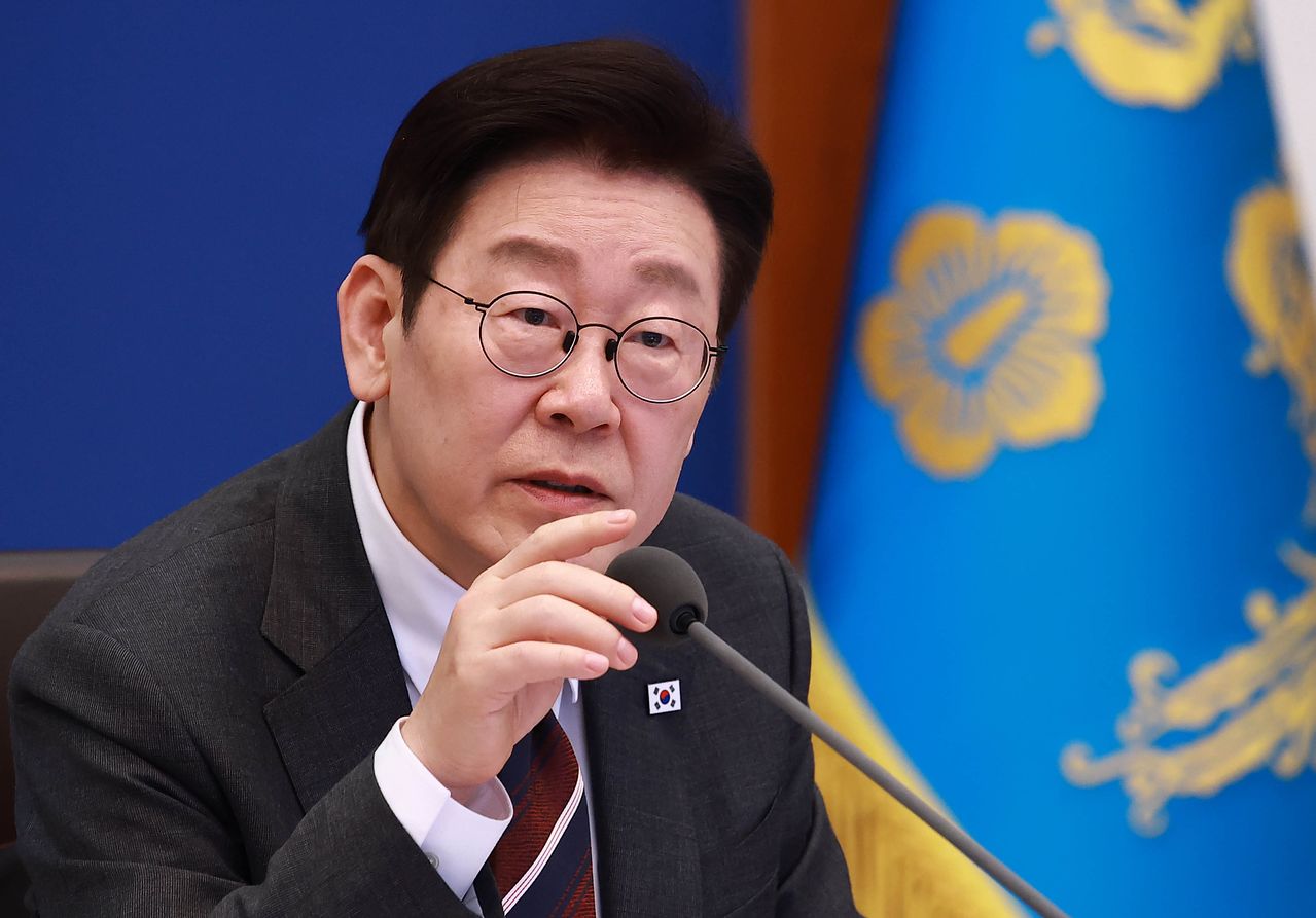 이재명 대통령이 지난 3일 청와대 본관에서 열린 제4회 국무회의에서 발언하고 있다. 청와대사진기자단