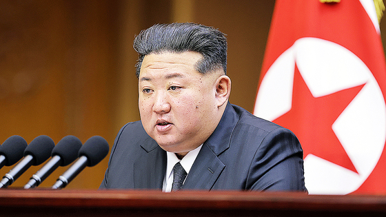 김정은 북한 국무위원장이 지난해 9월 북한 최고인민회의 제14기 제13차 회의에서 발언하고 있다. 연합뉴스