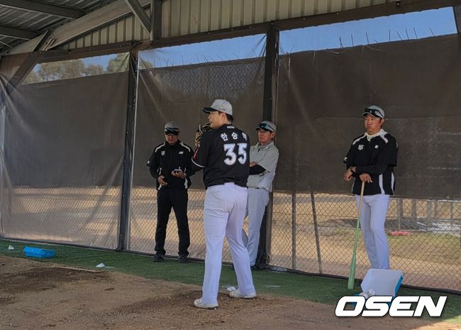 [OSEN=질롱(호주), 이후광 기자] 한승혁 불펜피칭 / backlight@osen.co.kr